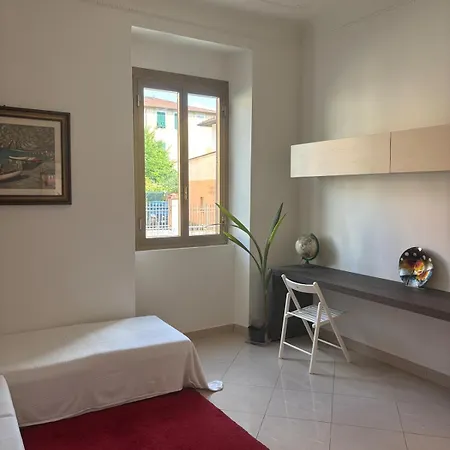 Casa Garibaldi With Parking Apartament