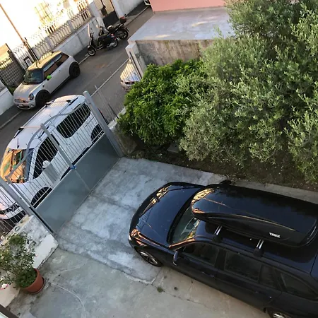 Casa Garibaldi With Parking Apartment